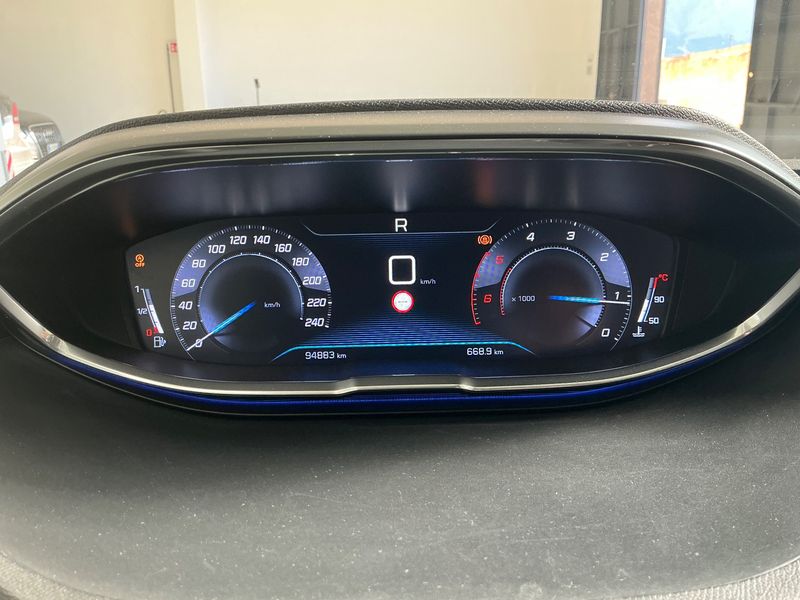 Peugeot 3008 1.5 Blue-HDi Allure 2018 – снимка 18