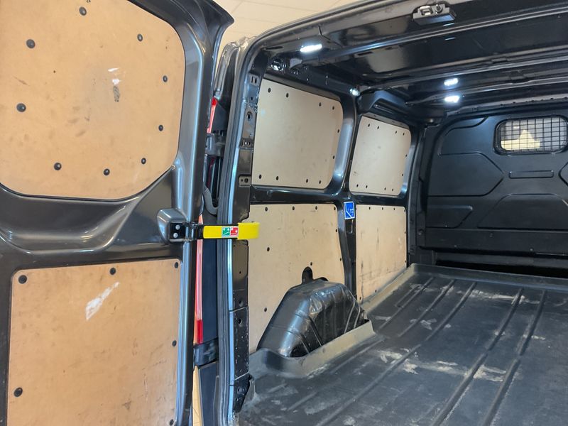 Ford Transit Custom 2.0 TDCi L1 Trend 2021 – снимка 36