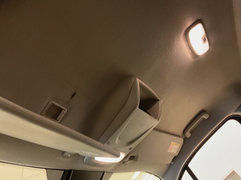 Ford Transit Custom 2.0 TDCi L1 Trend 2021 – снимка 31
