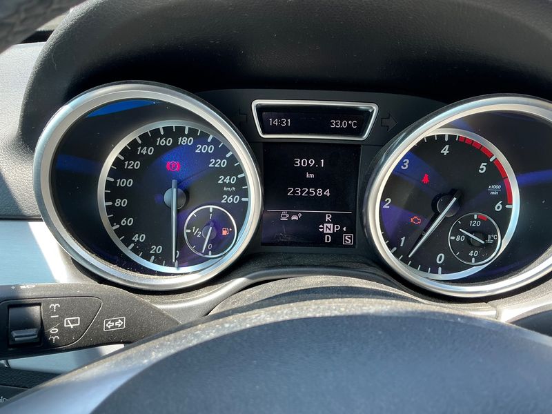 Mercedes-Benz M-Klasse ML 250 CDI BlueTEC 2011 – снимка 13