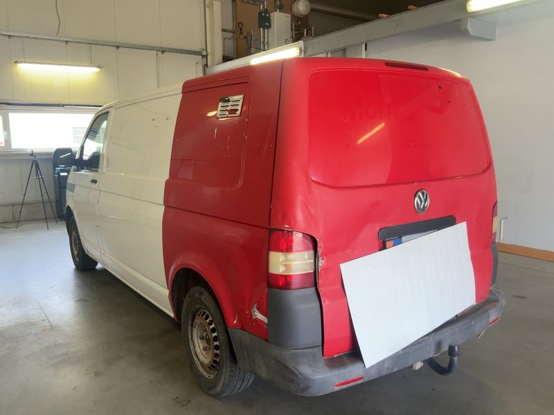 Volkswagen T5 Transporter 2.0 TDI Kasten lang 2011 – снимка 3