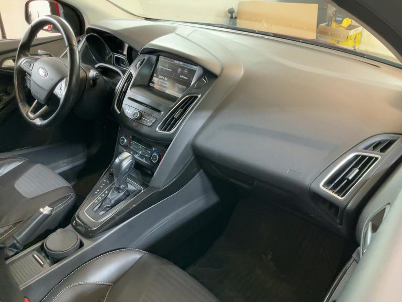 Ford Focus 1.5 TDCi Titanium 2015 – снимка 17