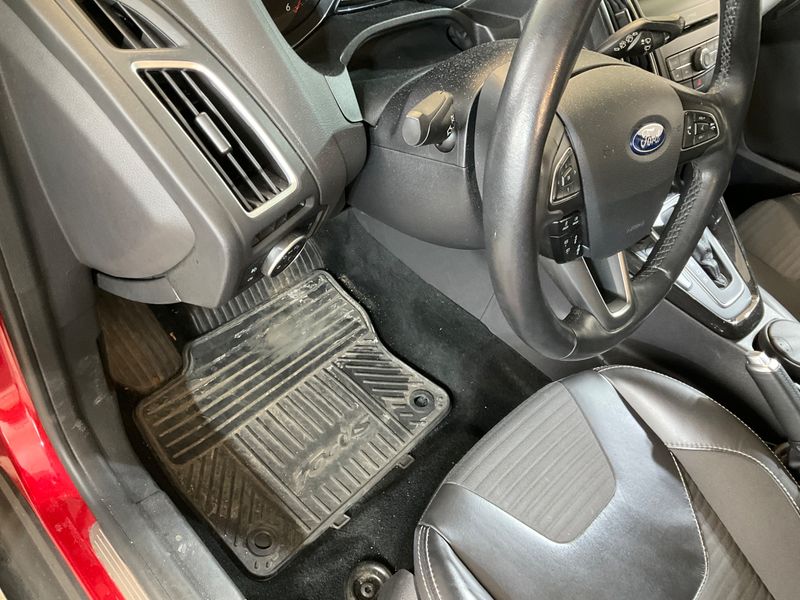 Ford Focus 1.5 TDCi Titanium 2015 – снимка 23