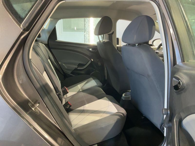 Seat Ibiza 1.2 TSI Sun 2014 – снимка 19