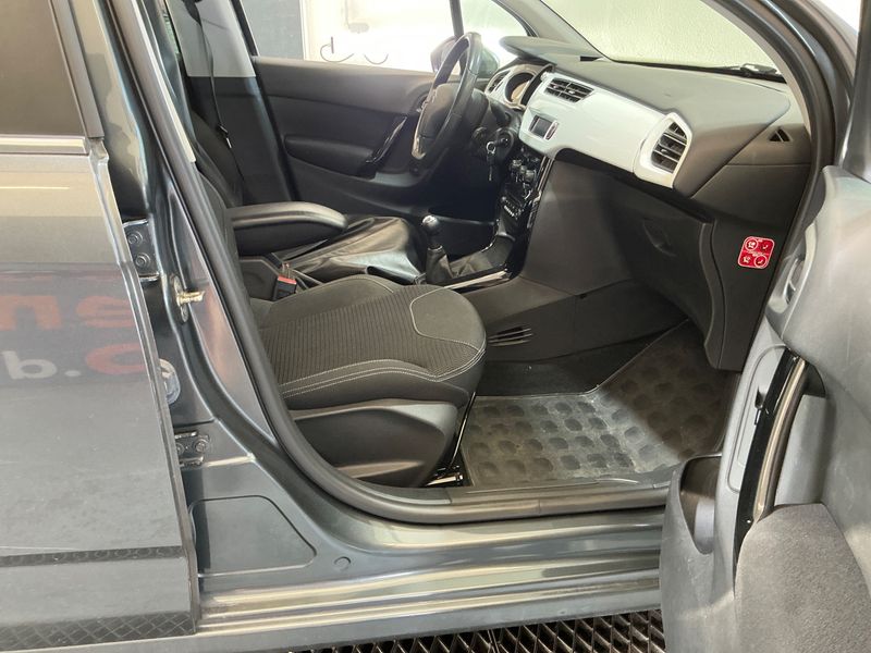 Citroen C3 1.6 HDi Selection 2013 – снимка 3