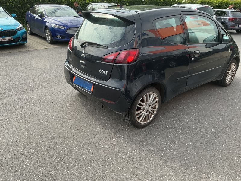 Mitsubishi Colt 1.3 30 Jahre 2007 – снимка 2