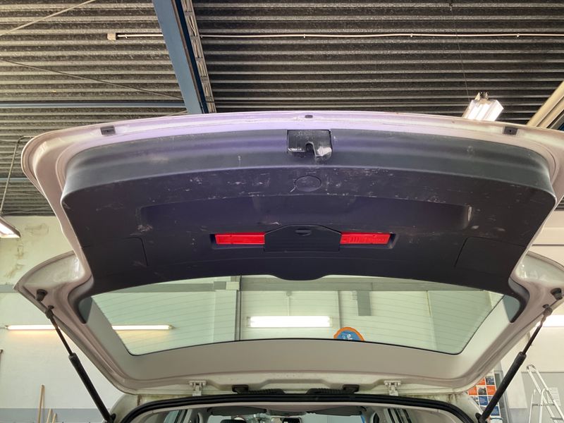 Volkswagen Touran 1.6 TDI Trendline 2014 – снимка 41