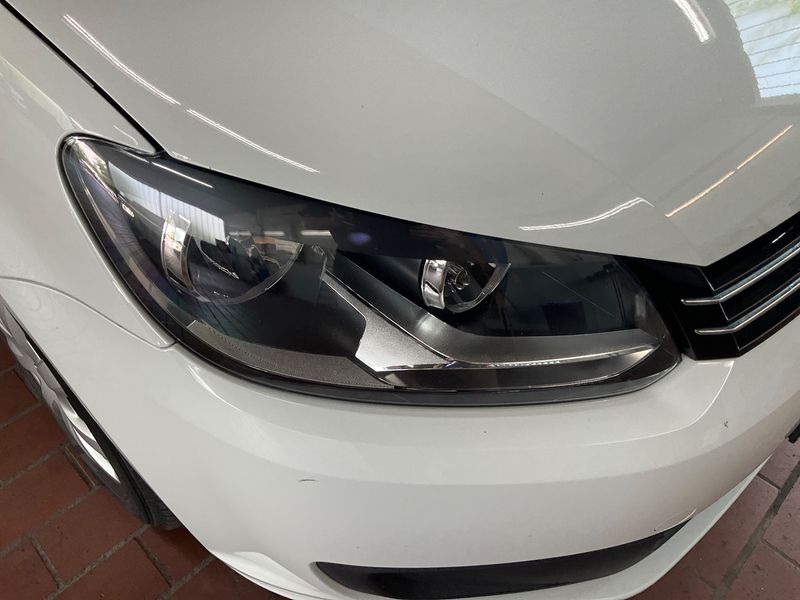Volkswagen Touran 1.6 TDI Trendline 2014 – снимка 62
