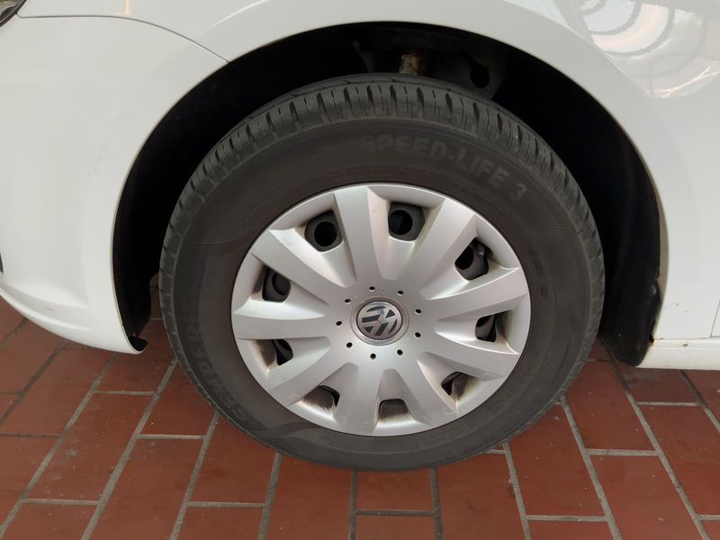 Volkswagen Touran 1.6 TDI Trendline 2014 – снимка 3