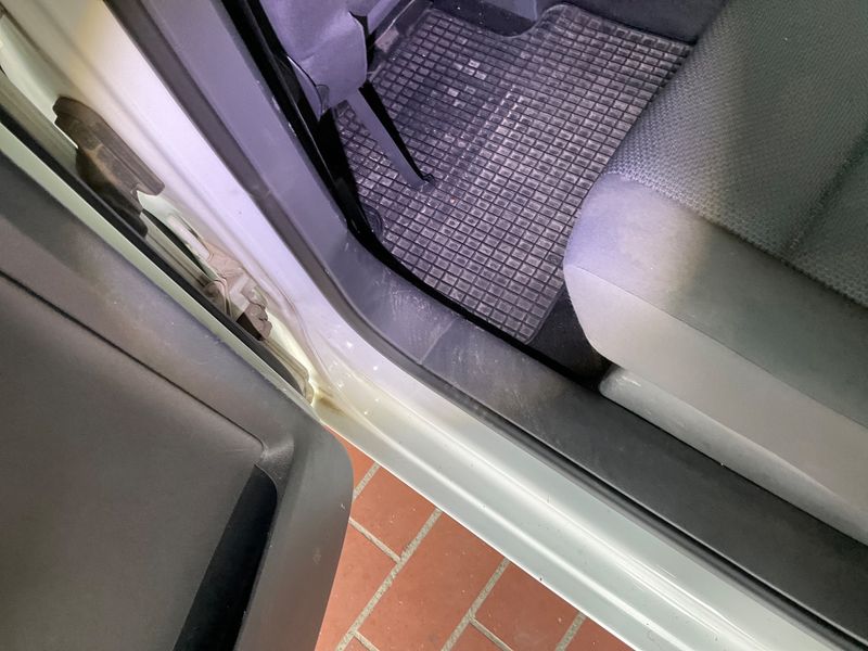 Volkswagen Touran 1.6 TDI Trendline 2014 – снимка 38