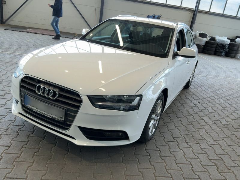 Audi A4 2.0 TDI ultra Attraction 2015