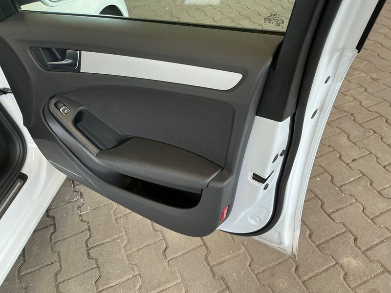 Audi A4 2.0 TDI ultra Attraction 2015 – снимка на щета 27