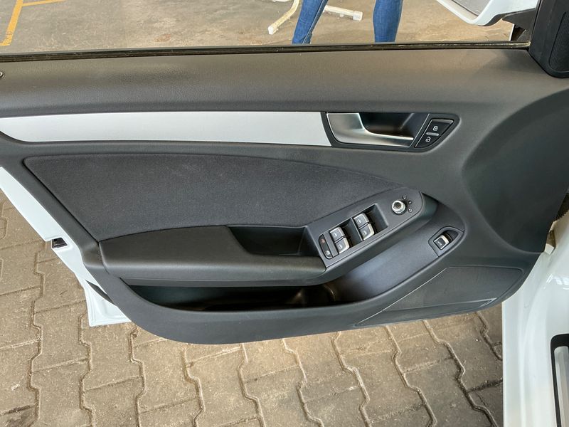Audi A4 2.0 TDI ultra Attraction 2015 – снимка на щета 30