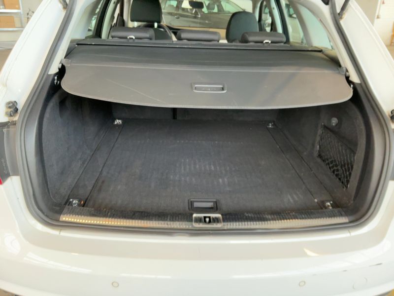 Audi A4 2.0 TDI ultra Attraction 2015 – снимка 10