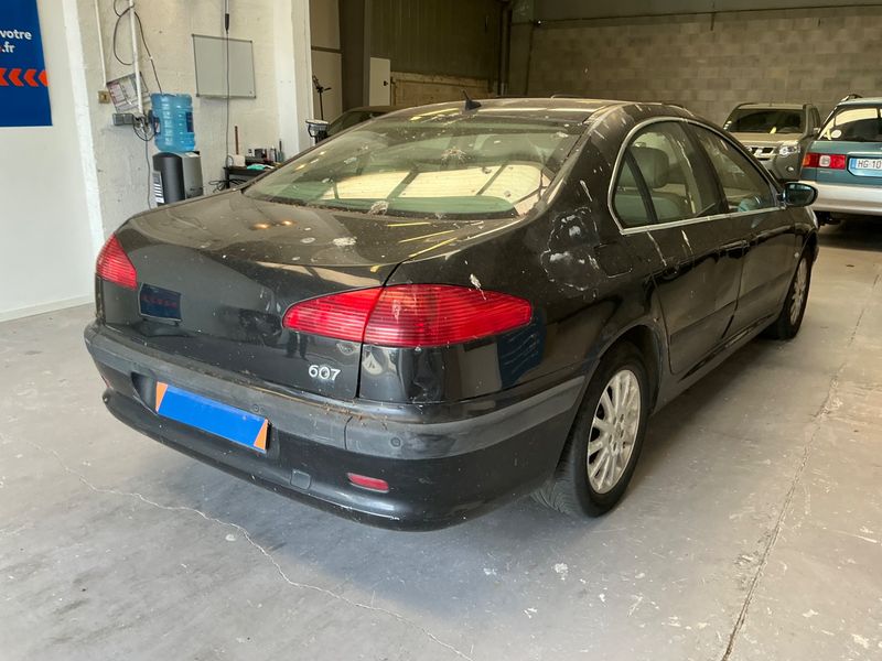 Peugeot 607 2.0 HDi Entreprise Pack 2003 – снимка 2