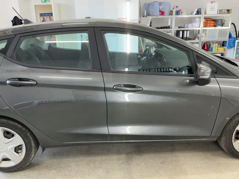 Ford Fiesta 1.0 EcoBoost Cool&Connect 2019 – снимка 10