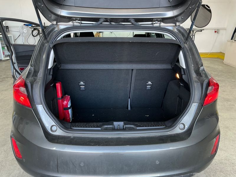 Ford Fiesta 1.0 EcoBoost Cool&Connect 2019 – снимка 15