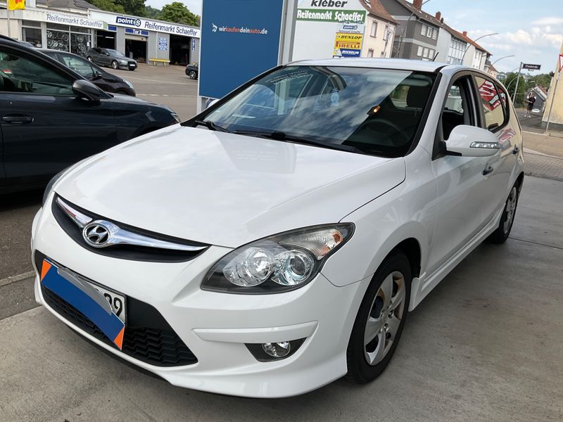 Hyundai i30 1.4 Classic 2012 – снимка 1