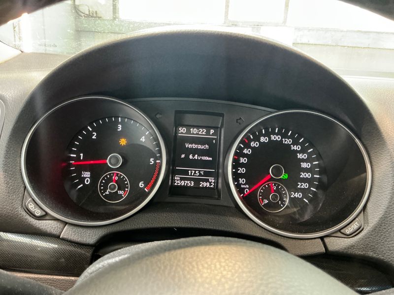Volkswagen Golf VI 2.0 TDI Comfortline 2011 – снимка 4