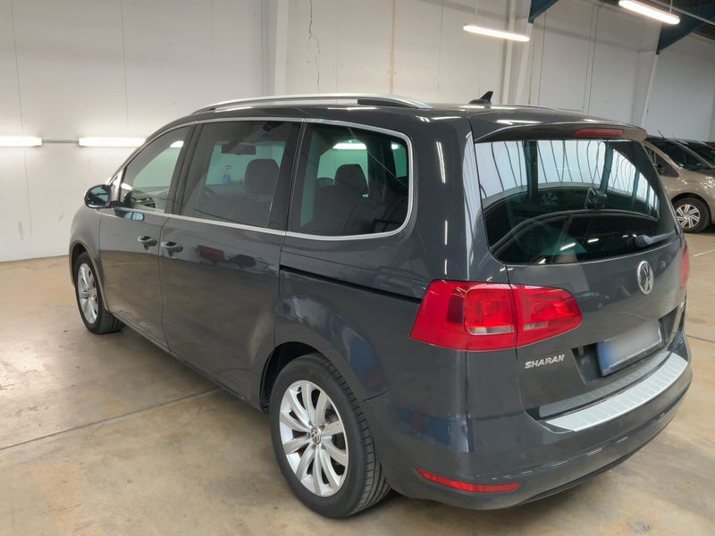 Volkswagen Sharan 2.0 TDI Highline BlueMotion Tech 2011 – снимка на щета