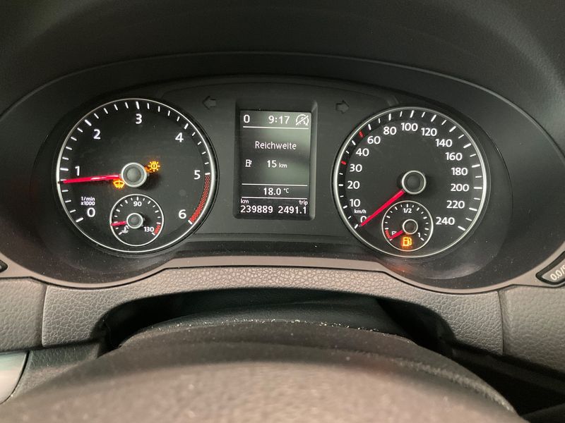Volkswagen Sharan 2.0 TDI Highline BlueMotion Tech 2011 – снимка 13