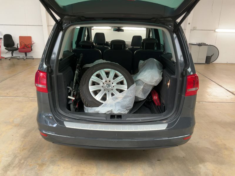 Volkswagen Sharan 2.0 TDI Highline BlueMotion Tech 2011 – снимка 10