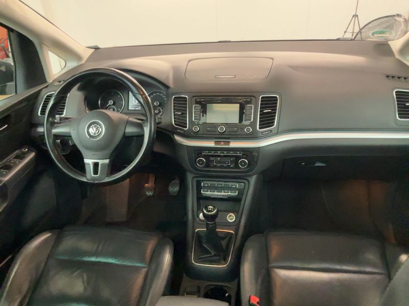 Volkswagen Sharan 2.0 TDI Highline BlueMotion Tech 2011 – снимка 12