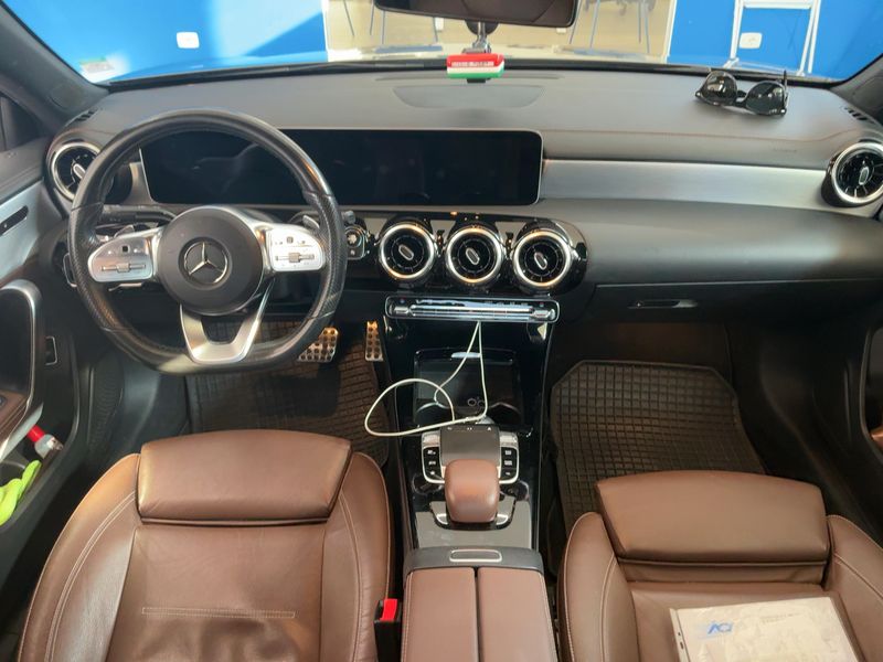 Mercedes-Benz A-Klasse Limousine A 180 d AMG Line 2020 – снимка 17