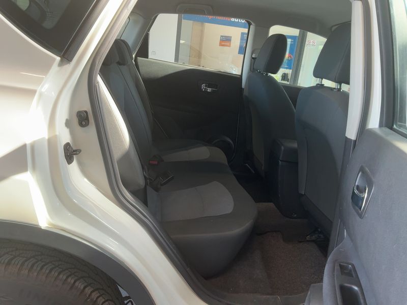 Nissan Qashqai 1.5 Turbodiesel Teckna 2013 – снимка 19