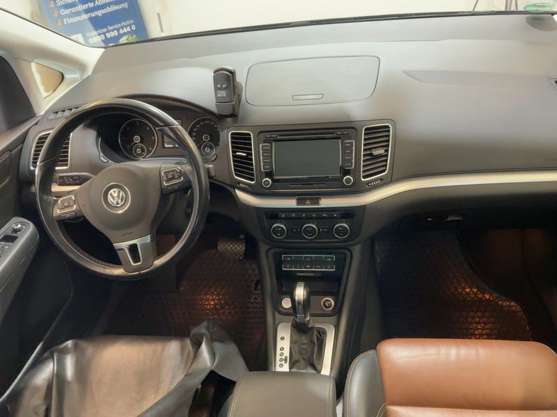 Volkswagen Sharan 2.0 TDI Highline BlueMotion Tech 2014 – снимка 18