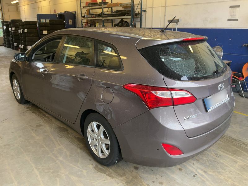 Hyundai i30 1.6 GDI Trend 2014 – снимка 6