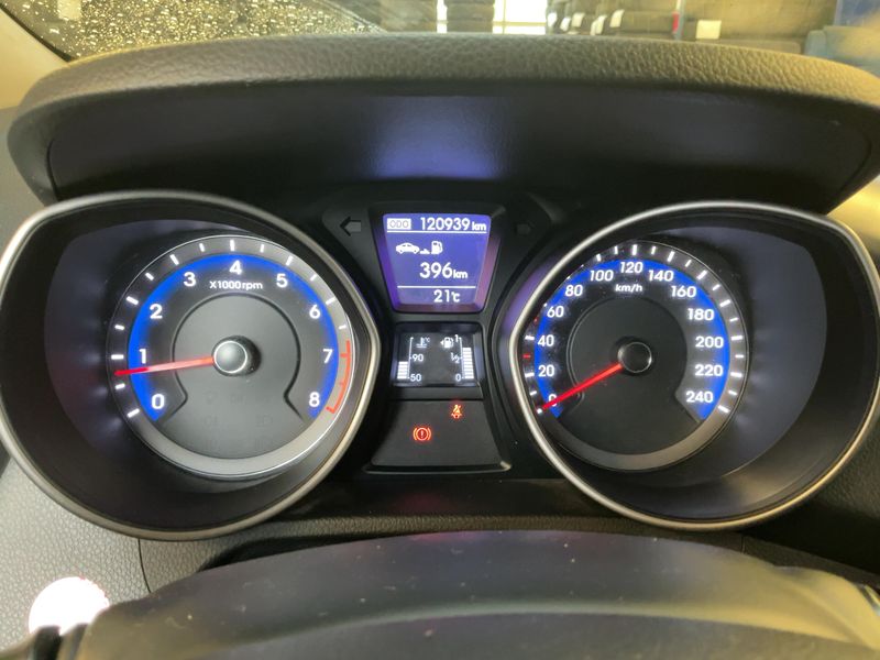 Hyundai i30 1.6 GDI Trend 2014 – снимка 19