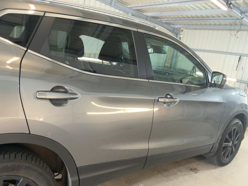 Nissan Qashqai 1.6 dCi Tekna 4x4 2015 – снимка 10