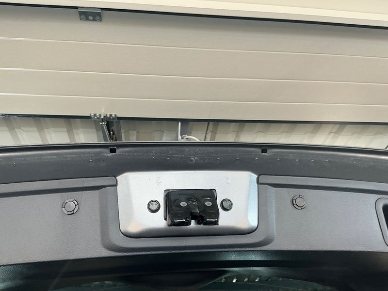 Nissan Qashqai 1.6 dCi Tekna 4x4 2015 – снимка 26