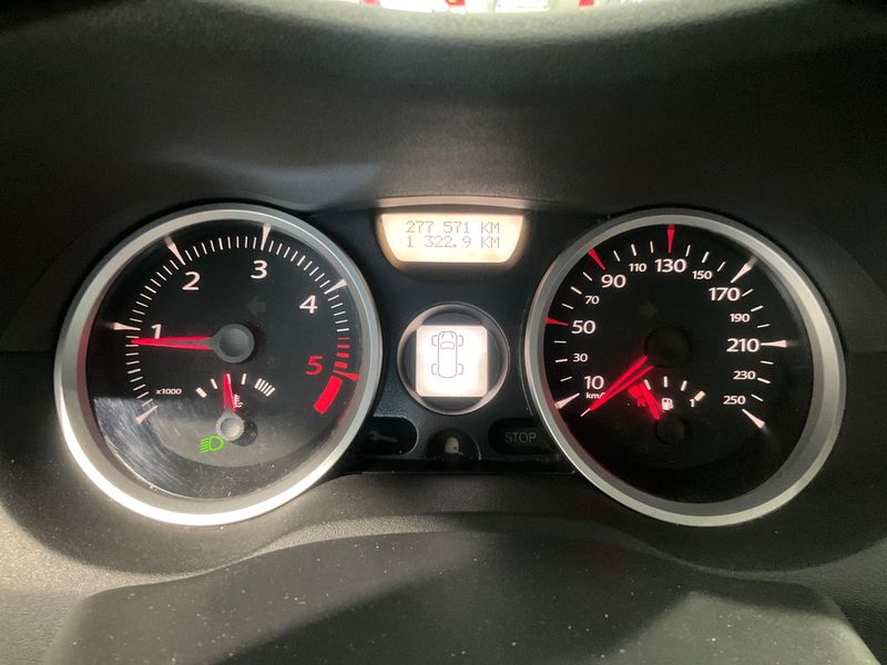 Renault Megane 1.9 dCi Dynamique Confort 2007 – снимка 4