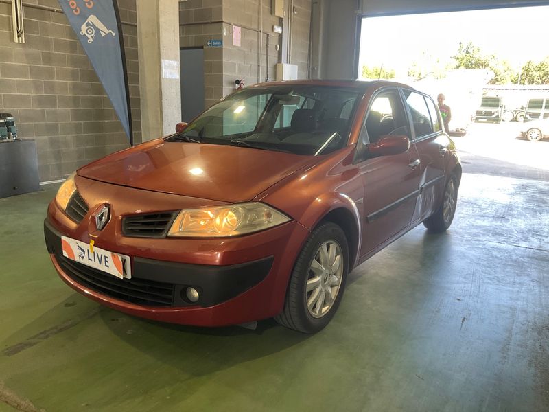 Renault Megane 1.9 dCi Dynamique Confort 2007 – снимка 1