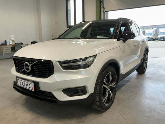 Volvo XC40 2.0 D4 R-Design AWD 2018 – снимка 1
