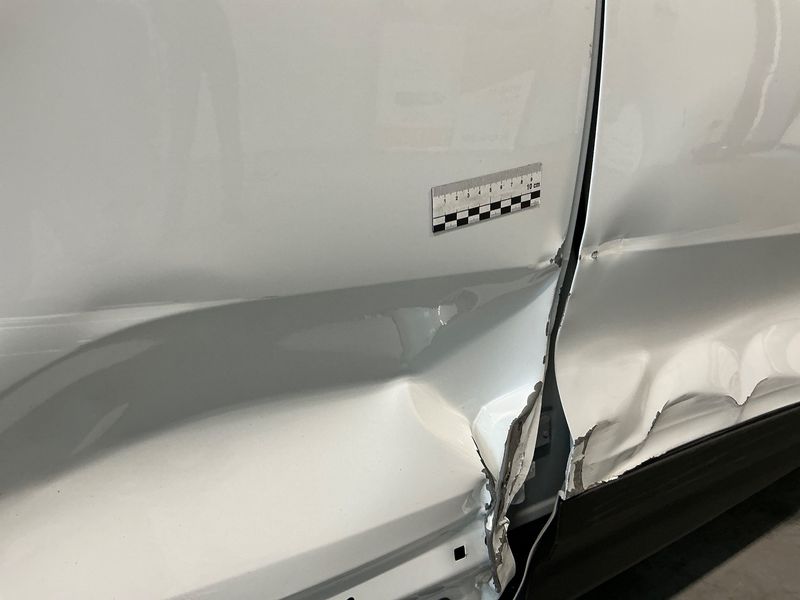 Volvo XC40 2.0 D4 R-Design AWD 2018 – снимка 25