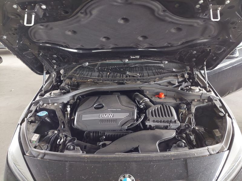 BMW 1er 116i 2022 – снимка 8
