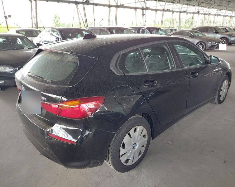 BMW 1er 116i 2022 – снимка 5