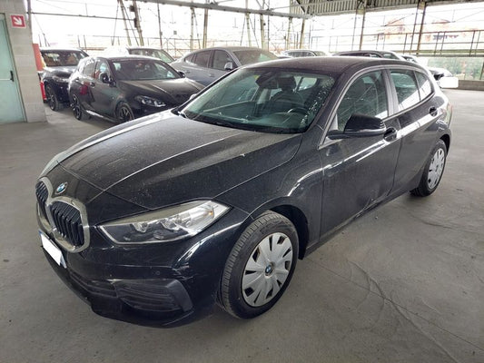 BMW 1er 116i 2022 – снимка 2