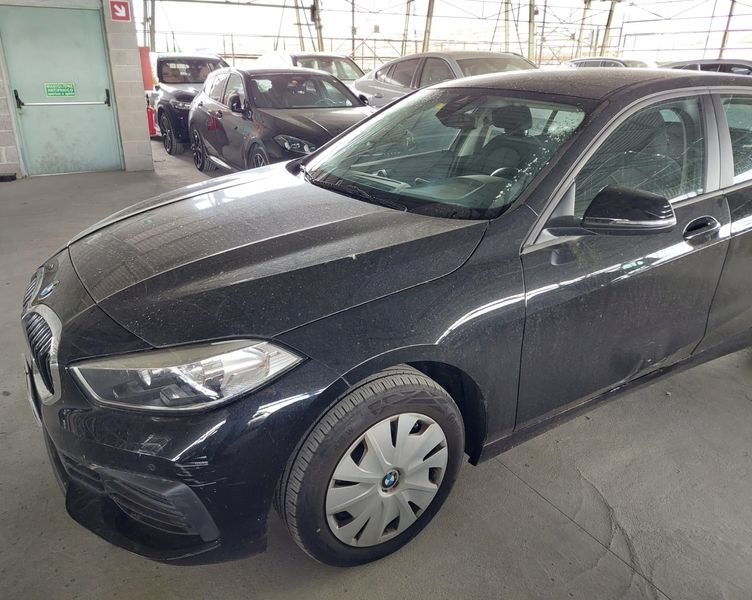 BMW 1er 116i 2022 – снимка 16