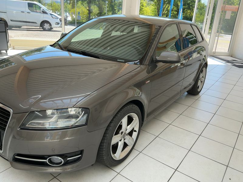 Audi A3 Sportback 2.0 TDI S line Sportpaket plus 2012 – снимка 2