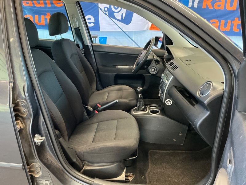 Mazda 2 1.4 Active 2007 – снимка 3