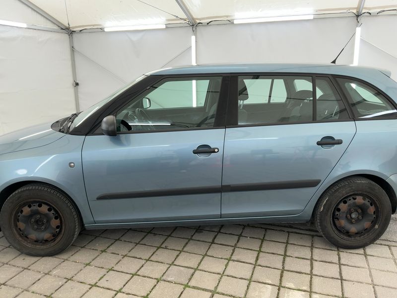 Skoda Fabia 1.2 TSI Elegance 2011 – снимка 4
