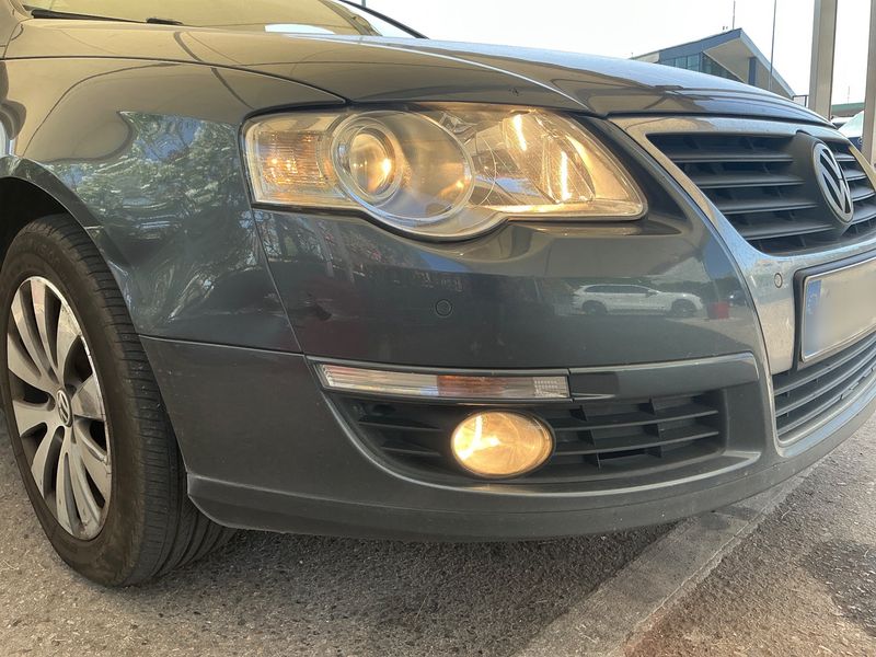 Volkswagen Passat 1.6 TDI Comfortline BlueMotion Tech 2010 – снимка 28