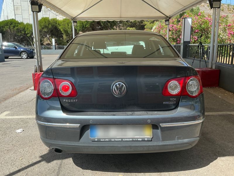 Volkswagen Passat 1.6 TDI Comfortline BlueMotion Tech 2010 – снимка 7