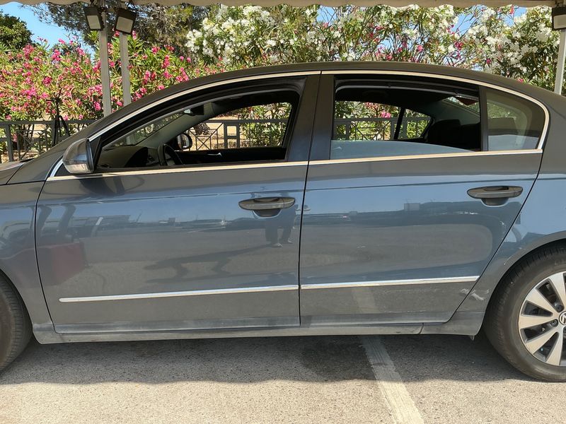Volkswagen Passat 1.6 TDI Comfortline BlueMotion Tech 2010 – снимка 4