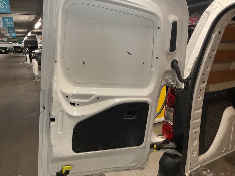 Citroen Berlingo 1.6 HDi Niveau A L1 2012 – снимка на щета
