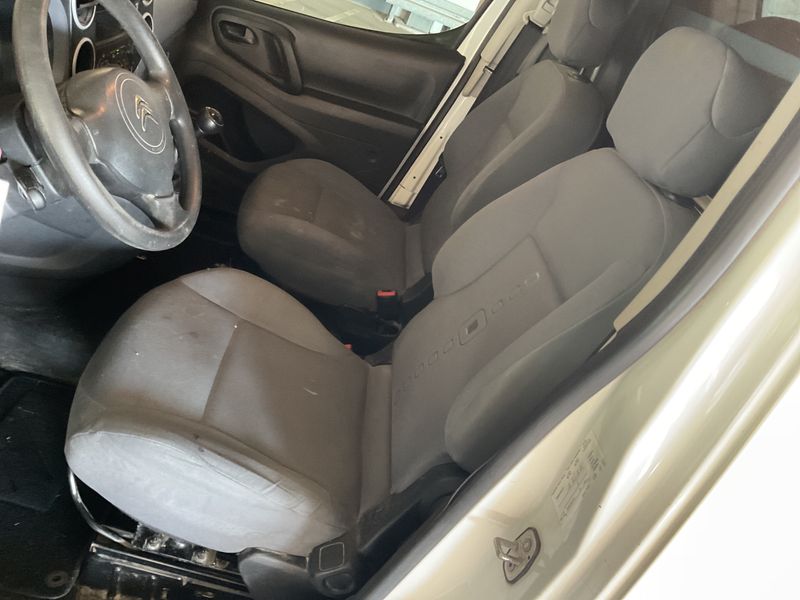 Citroen Berlingo 1.6 HDi Niveau A L1 2012 – снимка 3
